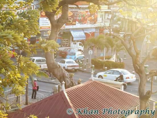 La Plaine Verte Guesthouse ポートルイス エクステリア 写真